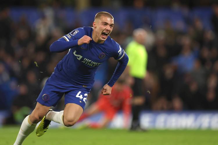 欧冠半场：艾尔尤努西开场70秒闪击，比利亚雷亚尔0-1哥本哈根