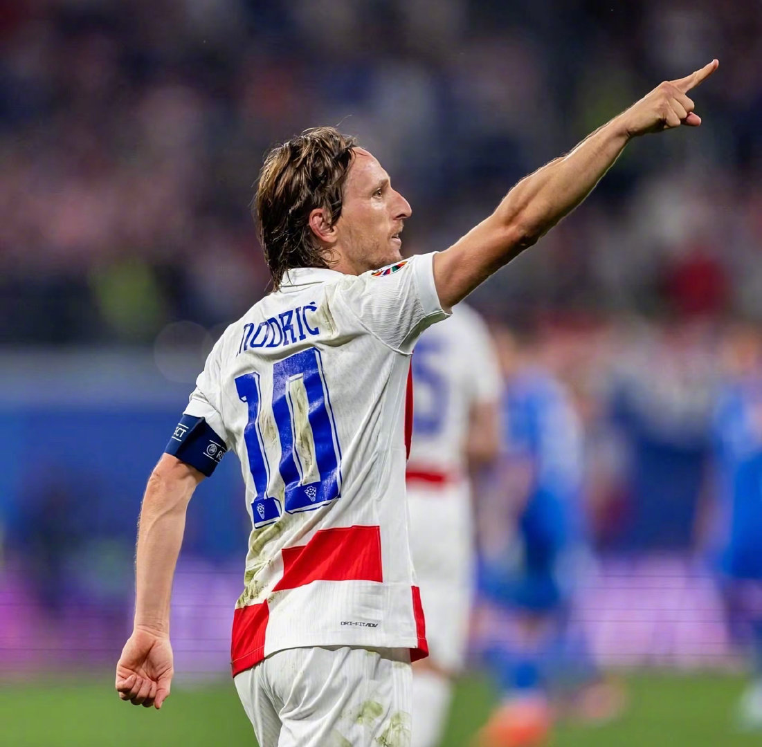 惨烈10连败！英格拉姆31+7+6场上想打瞌睡 双核缺席一人无力回天