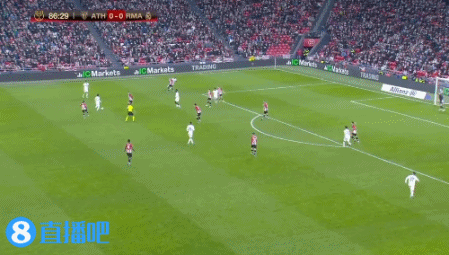 姆伯莫上赛季开始共打进21粒联赛非点球进球，位列欧洲第一