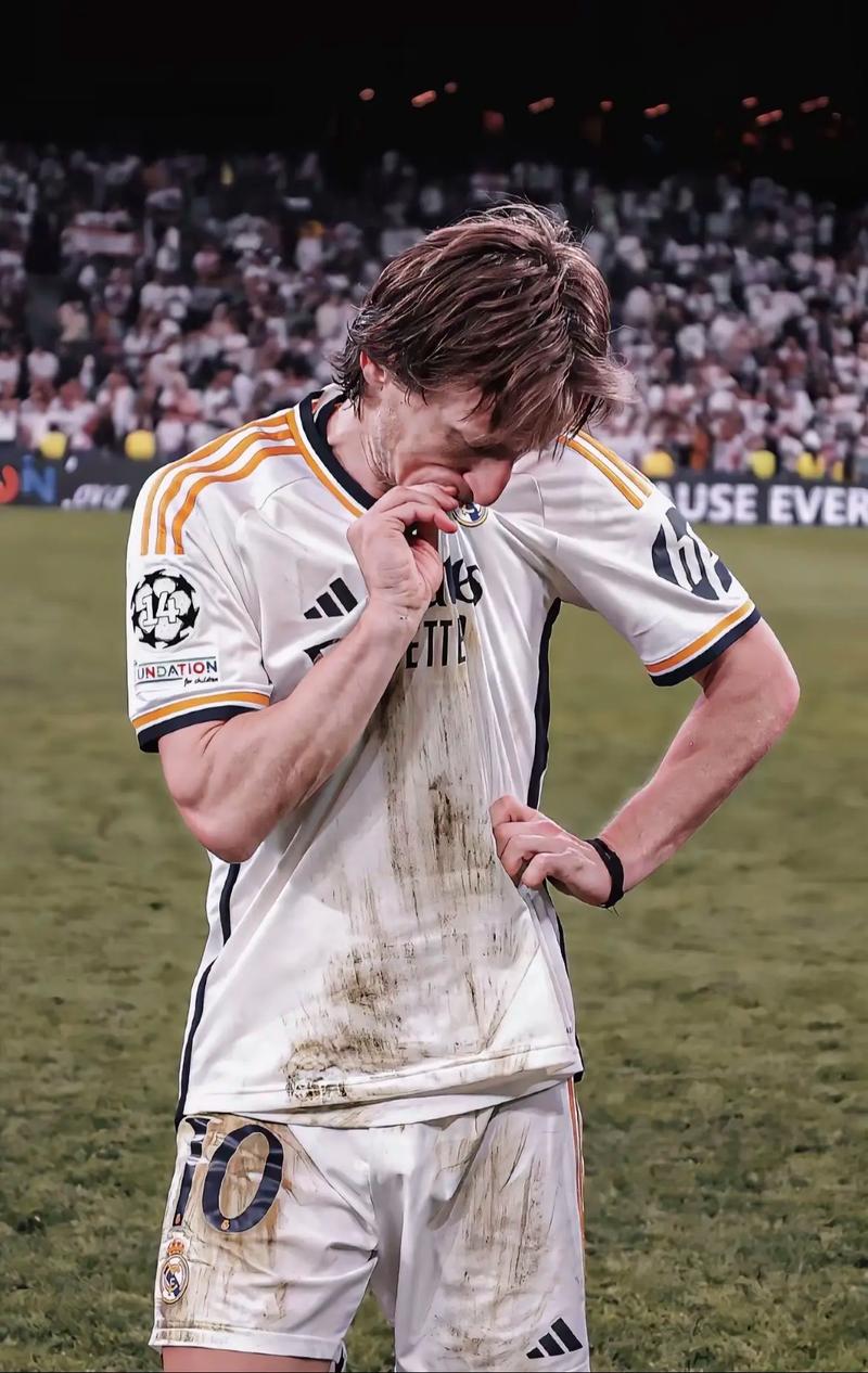 中国冰壶男队5-2轻取菲律宾：迎落选赛三连胜！对手遭压制提前认输